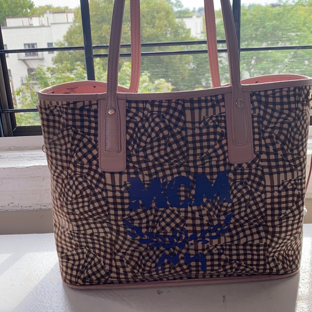 MCM tote bag with clutch